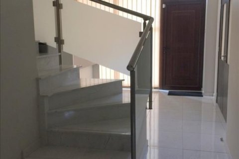 126m2 Local comercial en Limassol,  No. 38480 6