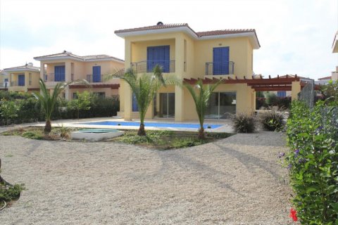 3 bedrooms Villa in Paphos,  No. 38477