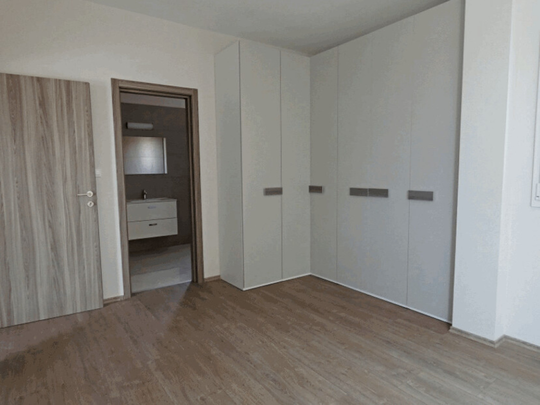 3 bedrooms Apartment in Limassol, Cyprus No. 38475