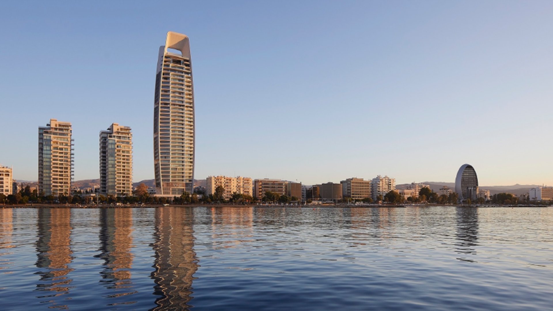 3 bedrooms Apartment in Neapolis, Limassol, Cyprus No. 25658