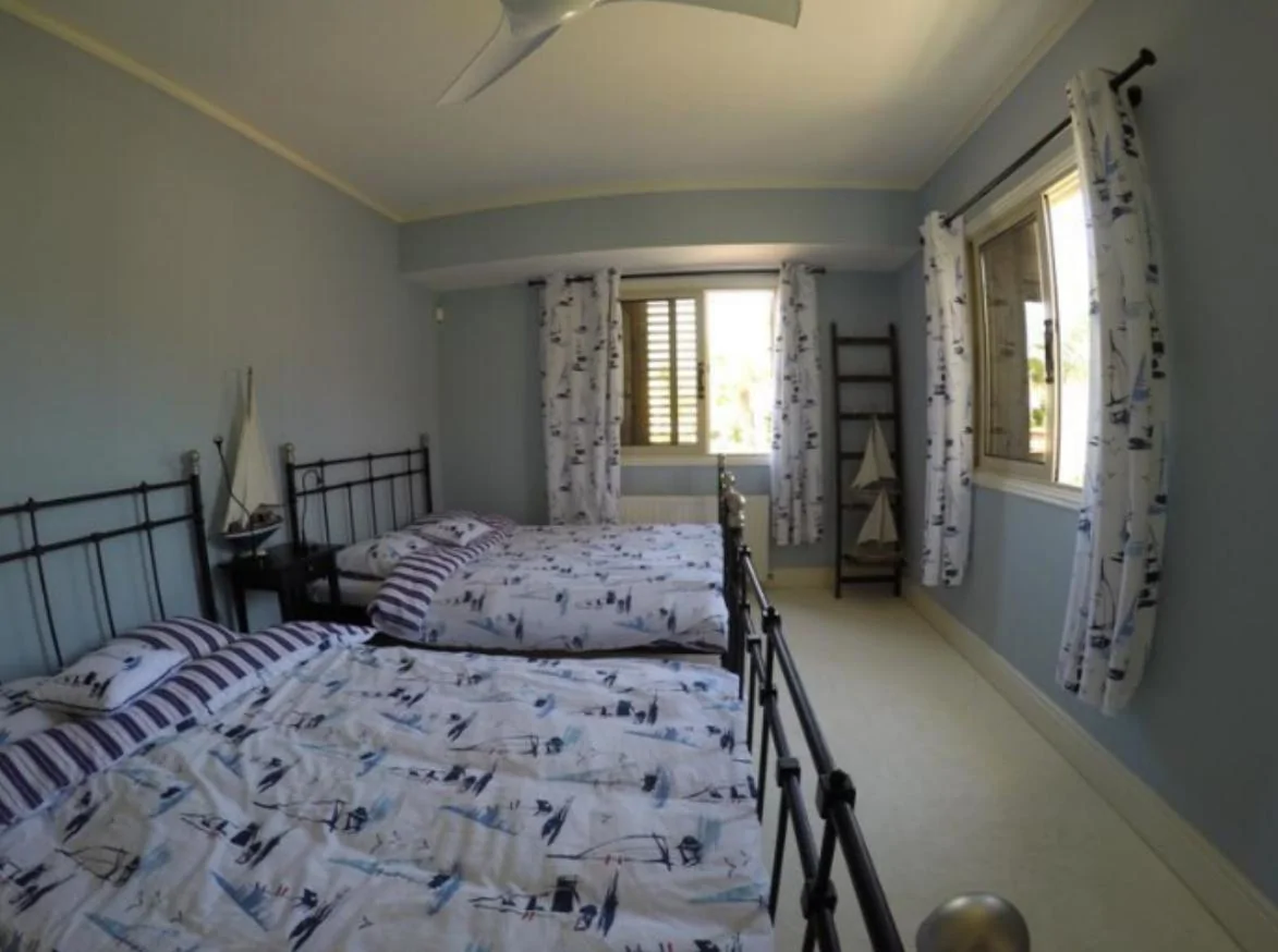 4 bedrooms Villa in Pervolia, Larnaka, Cyprus No. 33546