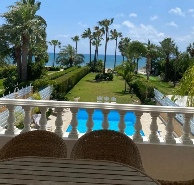 4 bedrooms Villa in Pervolia, Larnaka, Cyprus No. 33546