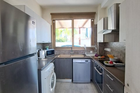 Вилла с 4 спальнями в Паралимни, Аммохостос, Кипр № 37119 3
