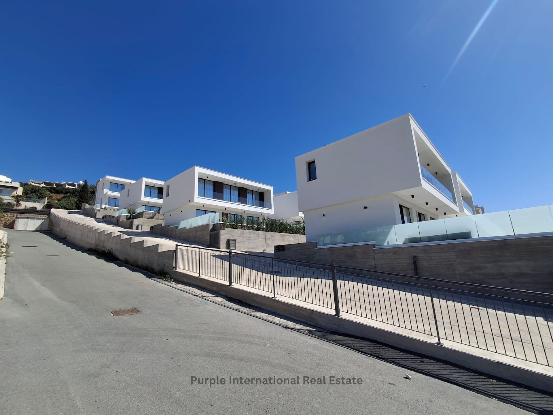 3 bedrooms Villa in Chloraka, Paphos, Cyprus No. 37117