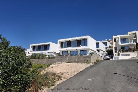 Вилла с 3 спальнями в Хлорака, Пафос, Кипр № 37117 24