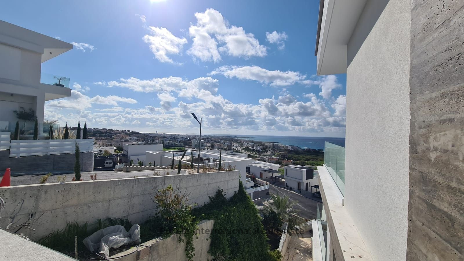 3 bedrooms Villa in Chloraka, Paphos, Cyprus No. 37118