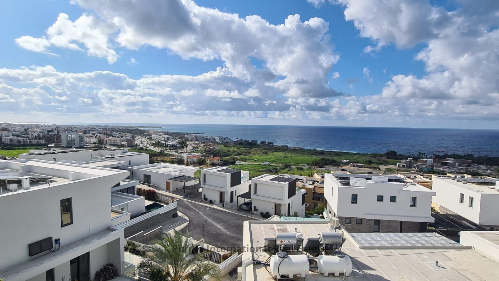 3 bedrooms Villa in Chloraka, Paphos, Cyprus No. 37118