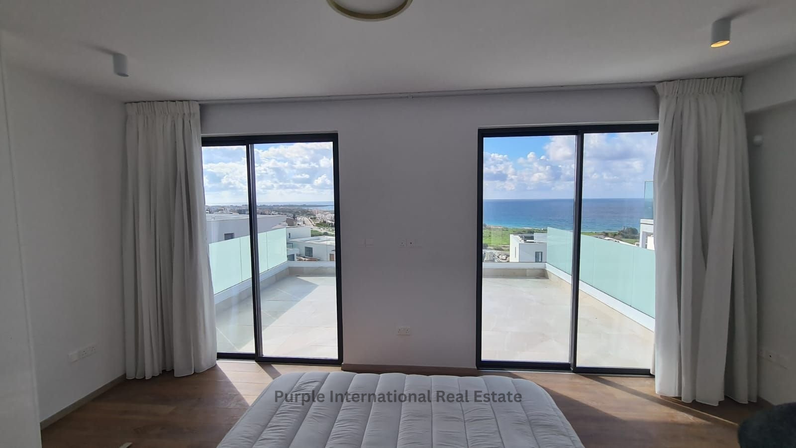 3 bedrooms Villa in Chloraka, Paphos, Cyprus No. 37118