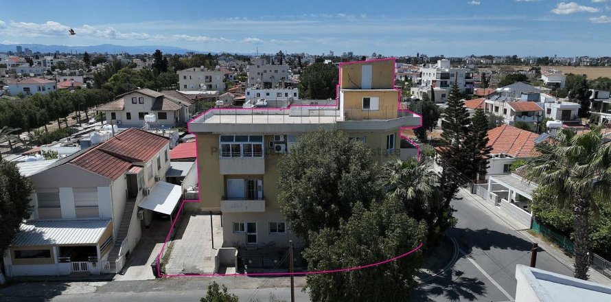 362m2 Commercial property in Nicosia,  No. 37175