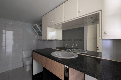 Коммерческая недвижимость 362м2 в Никосия, Кипр № 37175 18