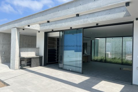 3 bedrooms Bungalow in Pegeia, Paphos,  No. 37176 12