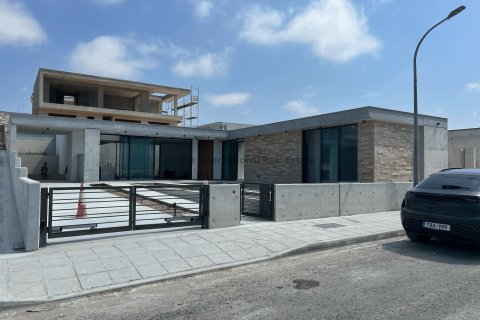 3 bedrooms Bungalow in Pegeia, Paphos,  No. 37176 10