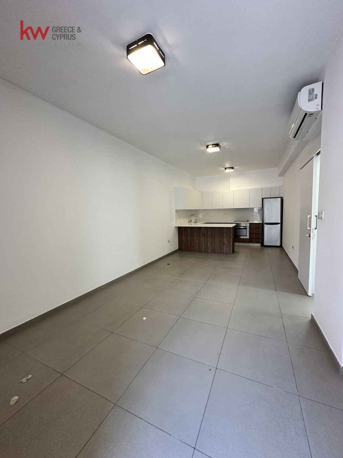 Квартира с 2 спальнями в Лимассол, Лимасол, Кипр № 40440