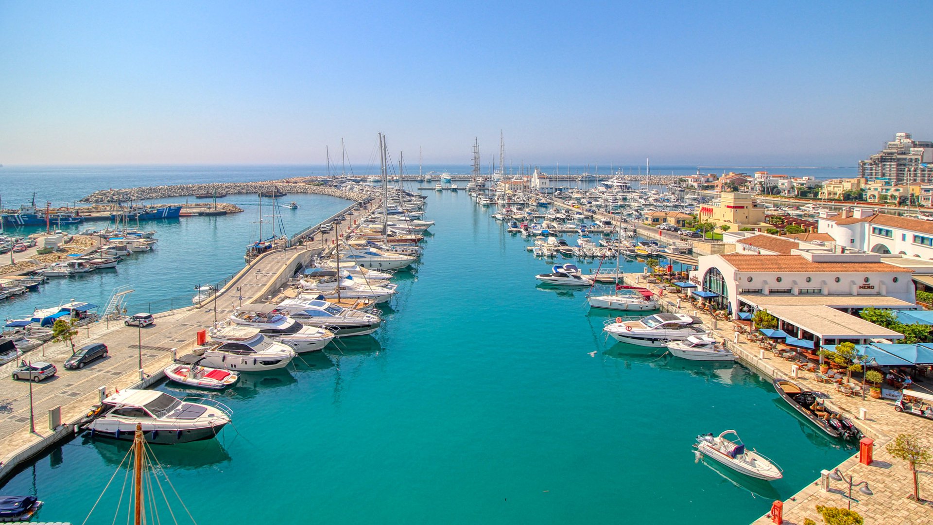 3 bedrooms Apartment in Limassol, Cyprus No. 28163