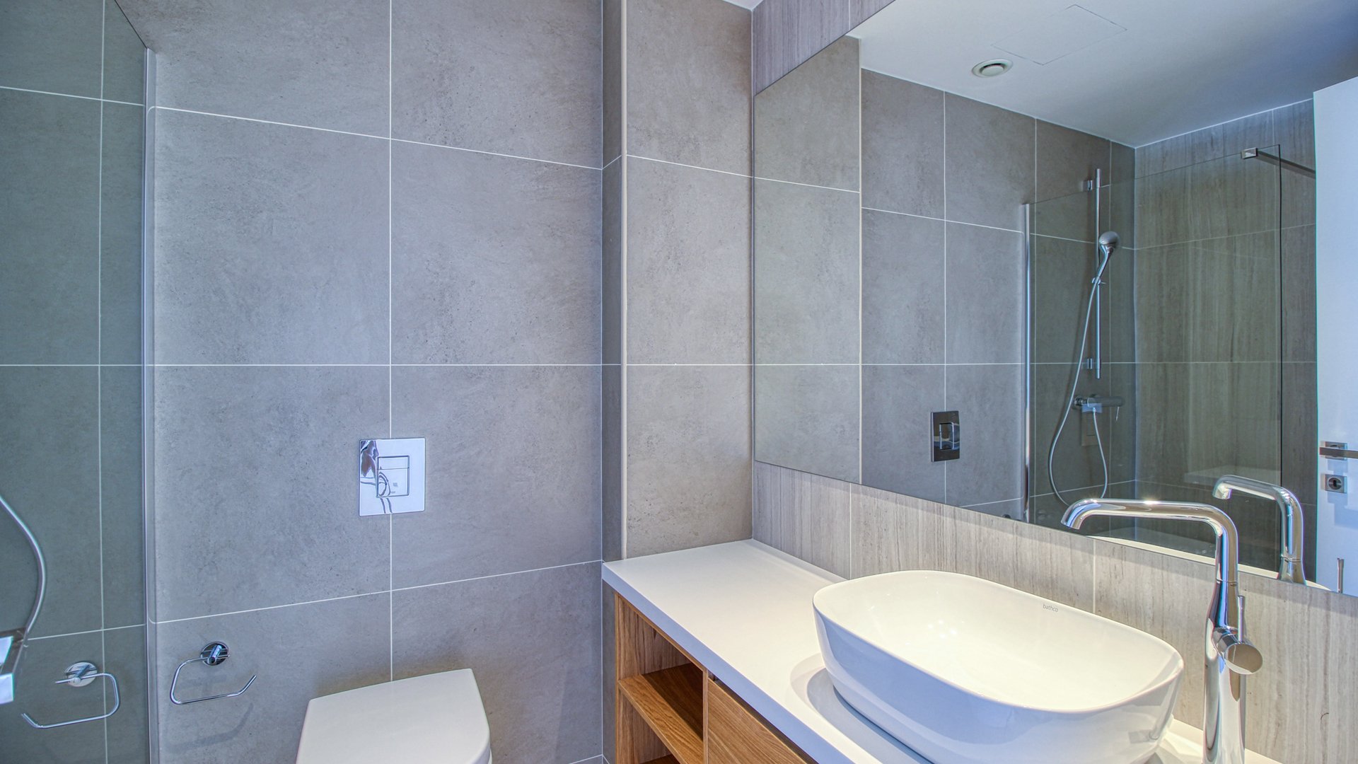 3 bedrooms Apartment in Limassol, Cyprus No. 28163
