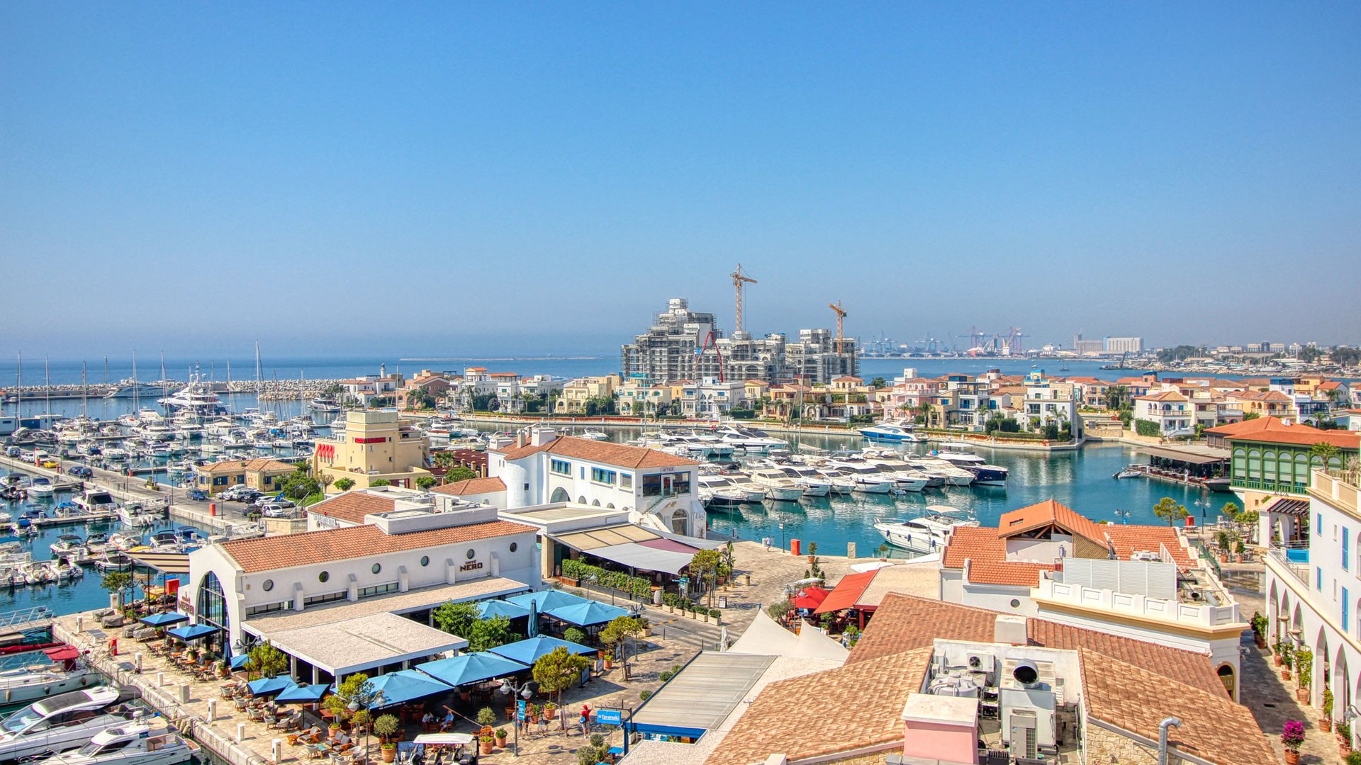 3 bedrooms Apartment in Limassol, Cyprus No. 28163