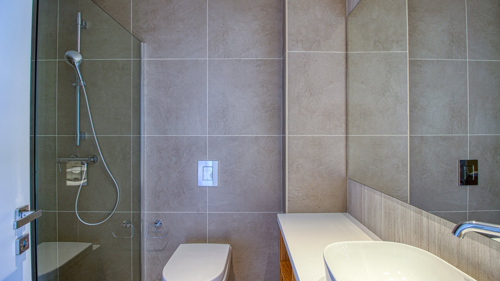 3 bedrooms Apartment in Limassol, Cyprus No. 28163