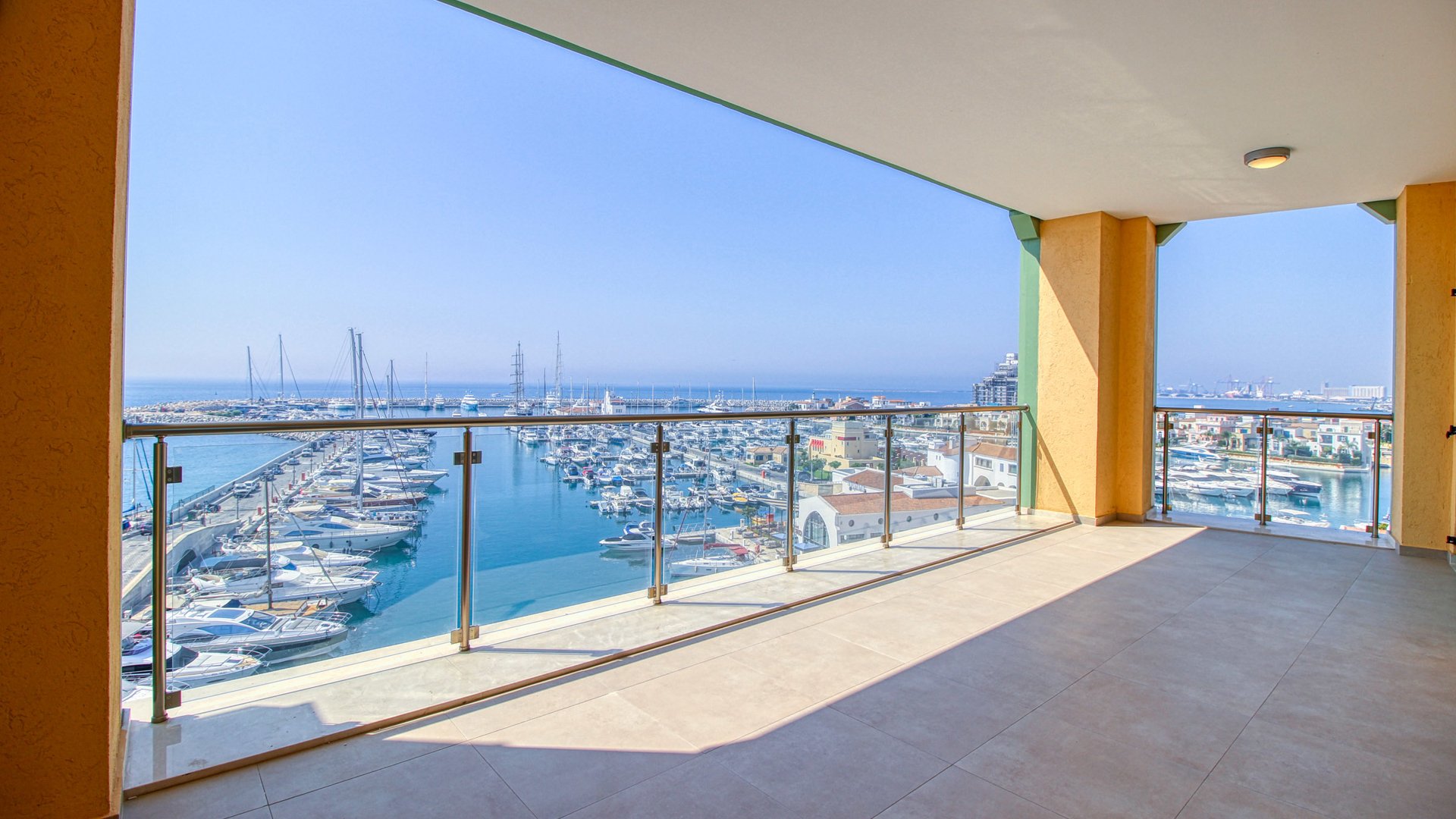 3 bedrooms Apartment in Limassol, Cyprus No. 28163