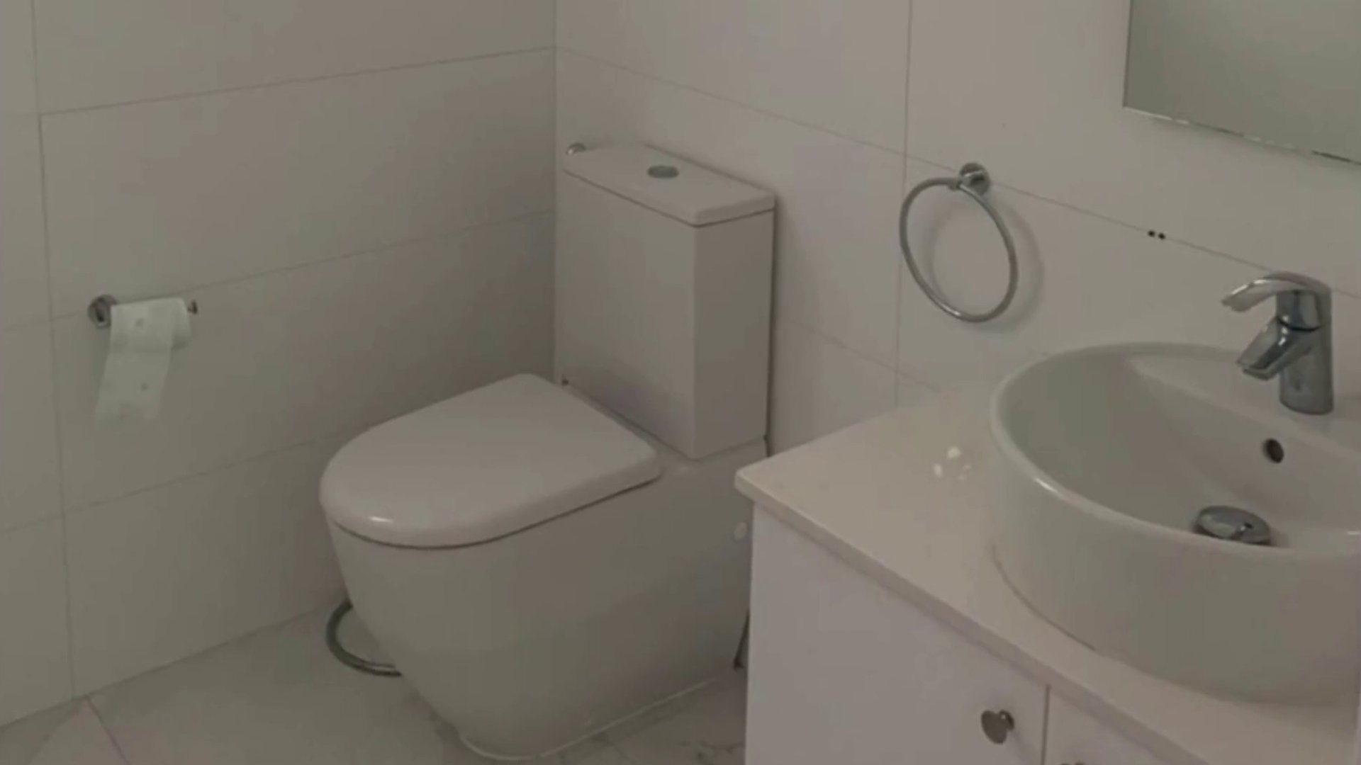 4 bedrooms Villa in Larnaca, Larnaka, Cyprus No. 28159