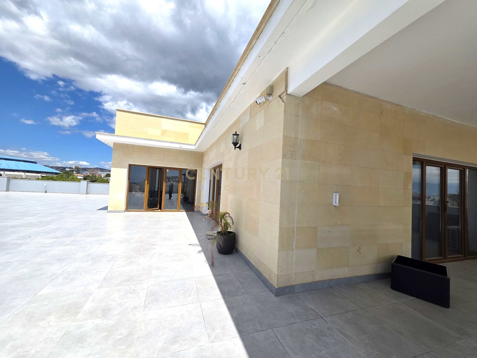 232.54m2 Penthouse à Agios Athanasios, Limassol, Chypre No. 53433