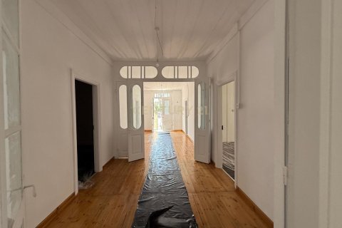 Офис 190м2 в Лимассол, Лимасол,  № 53432