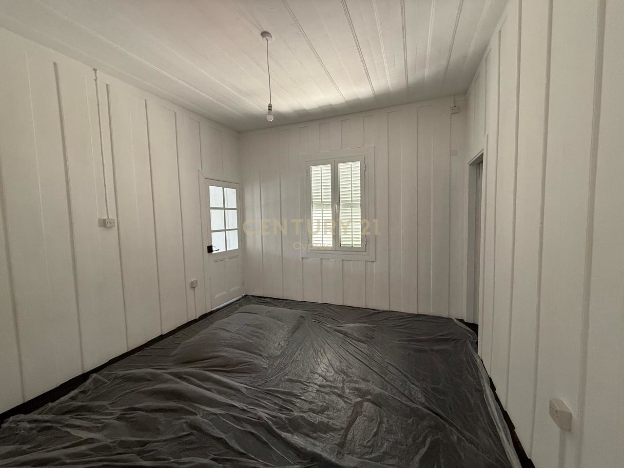 190m2 Bureau à Limassol, Chypre No. 53432