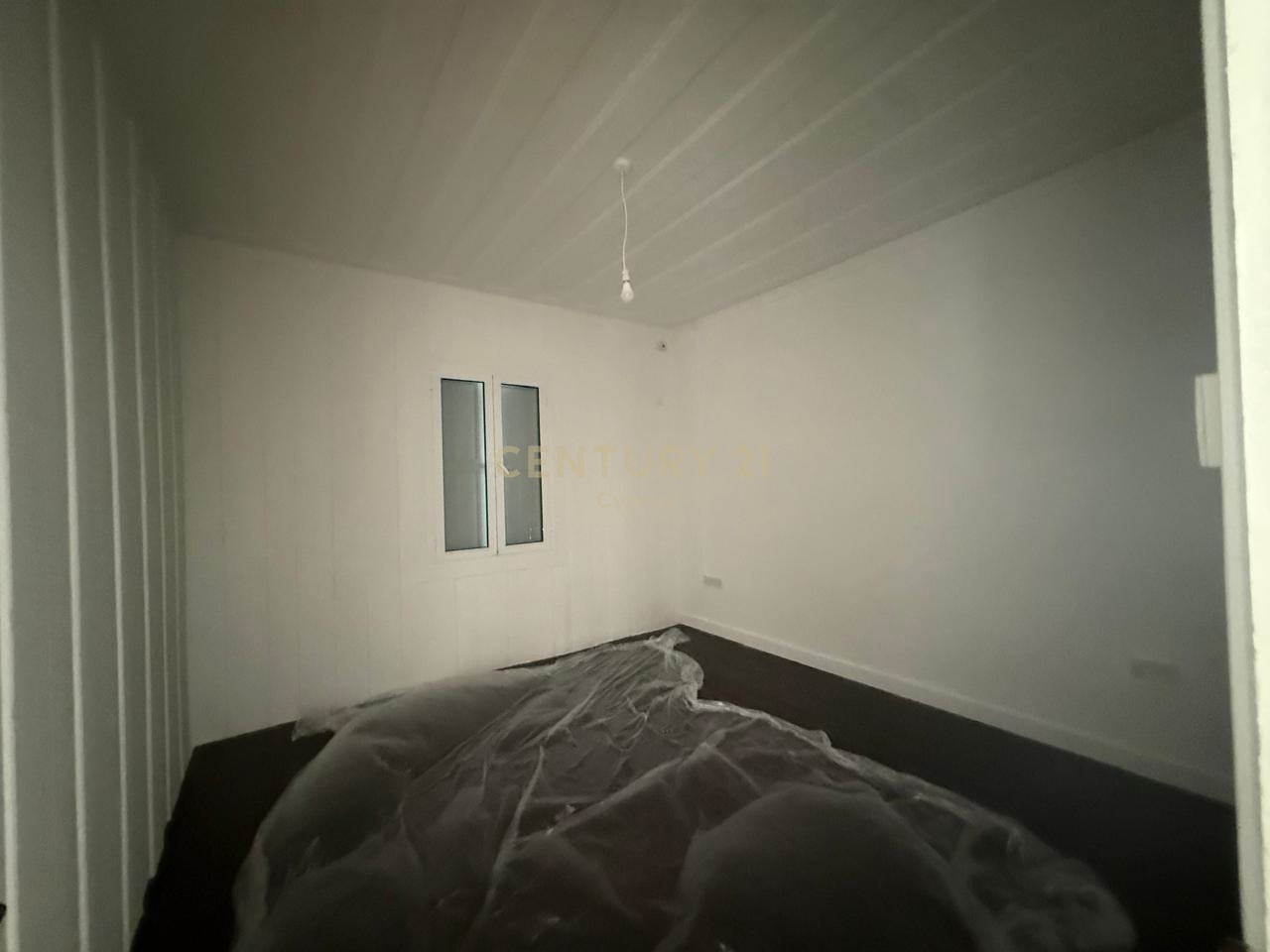 190m2 Bureau à Limassol, Chypre No. 53432