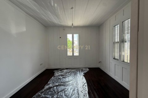 Офис 190м2 в Лимассол, Лимасол,  № 53432 6