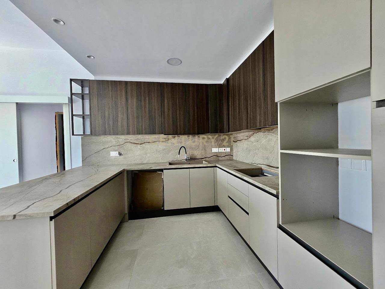 2 bedrooms Apartment in Mesa Geitonia, Limassol, Cyprus No. 53431