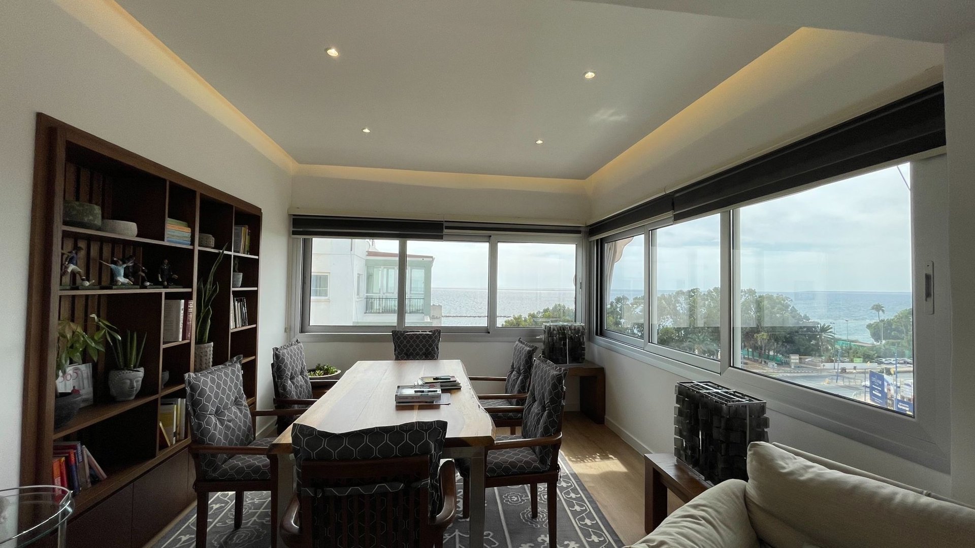 3 bedrooms Apartment in Agios Tychonas, Limassol, Cyprus No. 26347