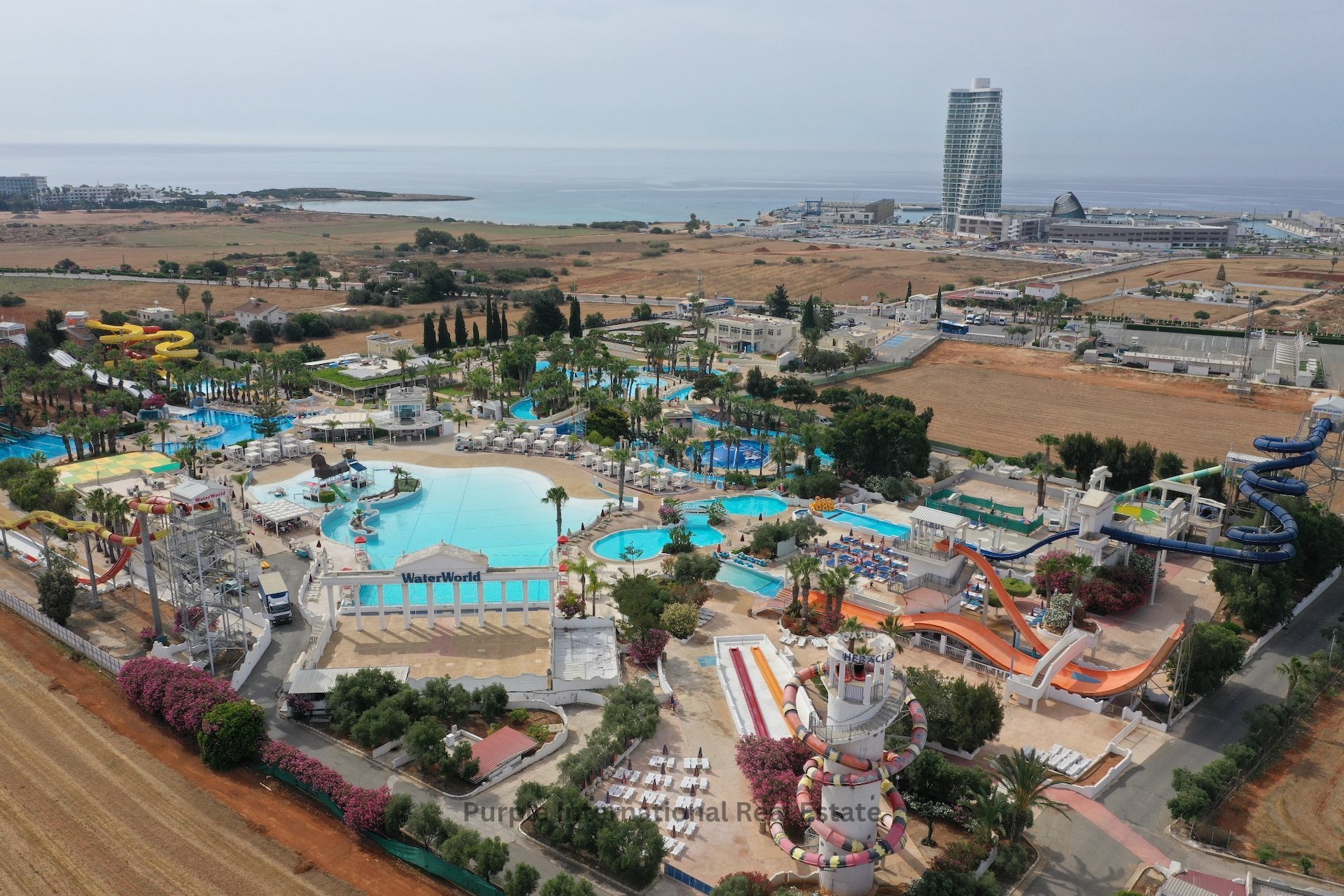 4 dormitorios Villa en Ayia Napa, Ammochostos, Chipre No. 36433