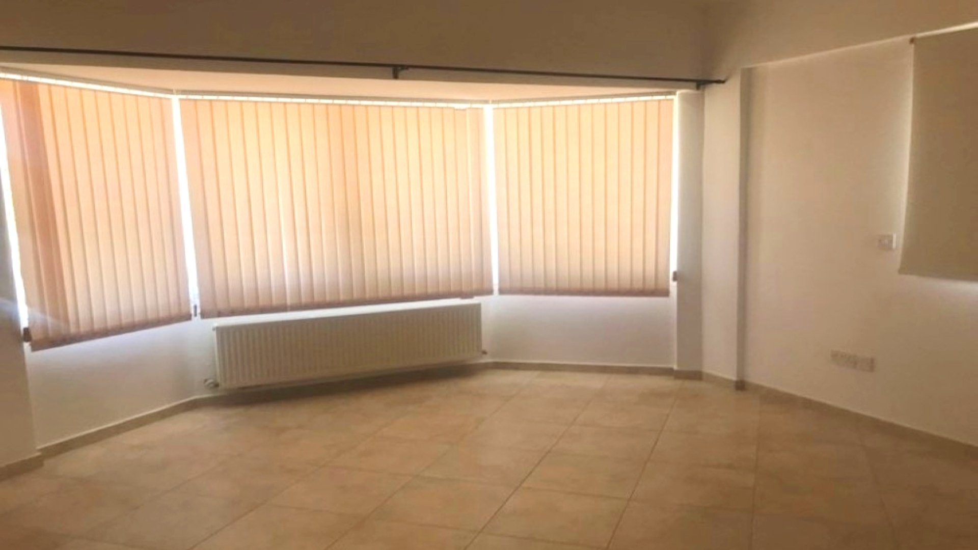 4 bedrooms Villa in Pyrgos, Limassol, Cyprus No. 28381