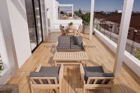 4 bedrooms Villa in Pernera, Ammochostos,  No. 39455 16