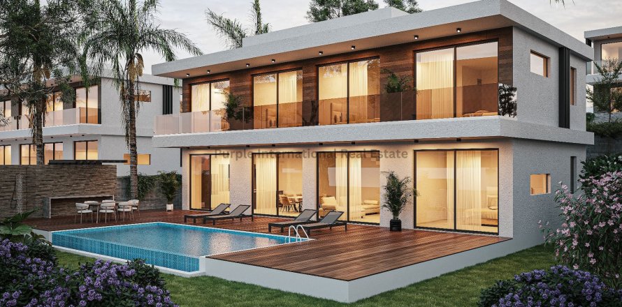 5 bedrooms Villa in Pegeia, Paphos, No. 39460