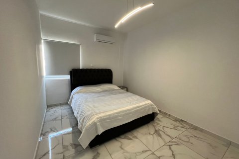 3 bedrooms Apartment in Limassol,  No. 42389 12