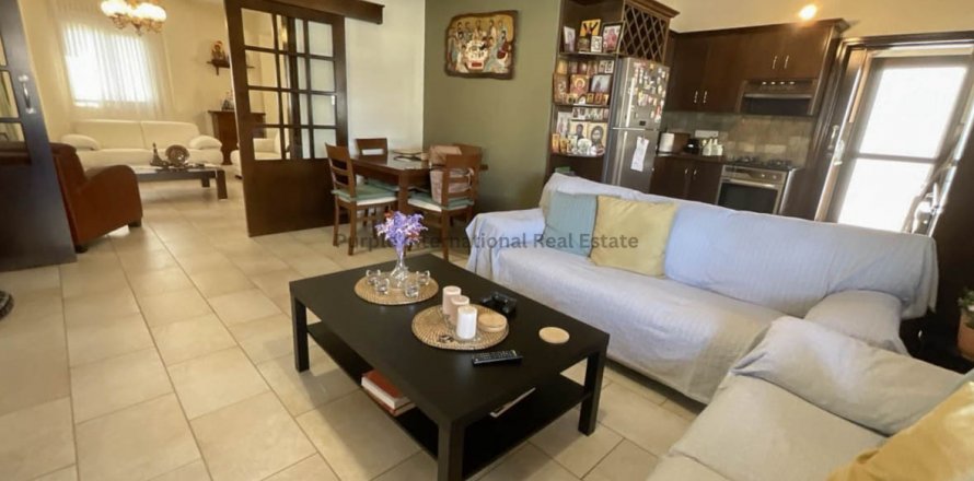 4 bedrooms Villa in Aradippou, Larnaka,  No. 37738