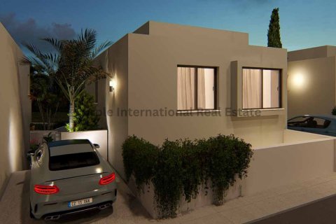 3 bedrooms Villa in Paphos, No. 37741