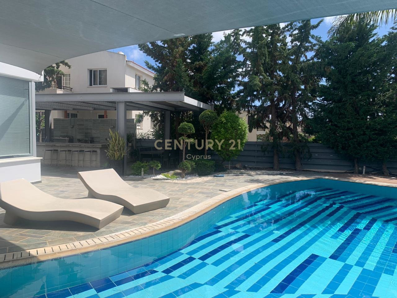 5 bedrooms Villa in Paphos, Cyprus No. 54288