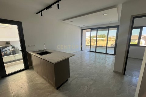 Квартира с 2 спальнями в Агиос Афанасиос, Лимасол,  № 54286