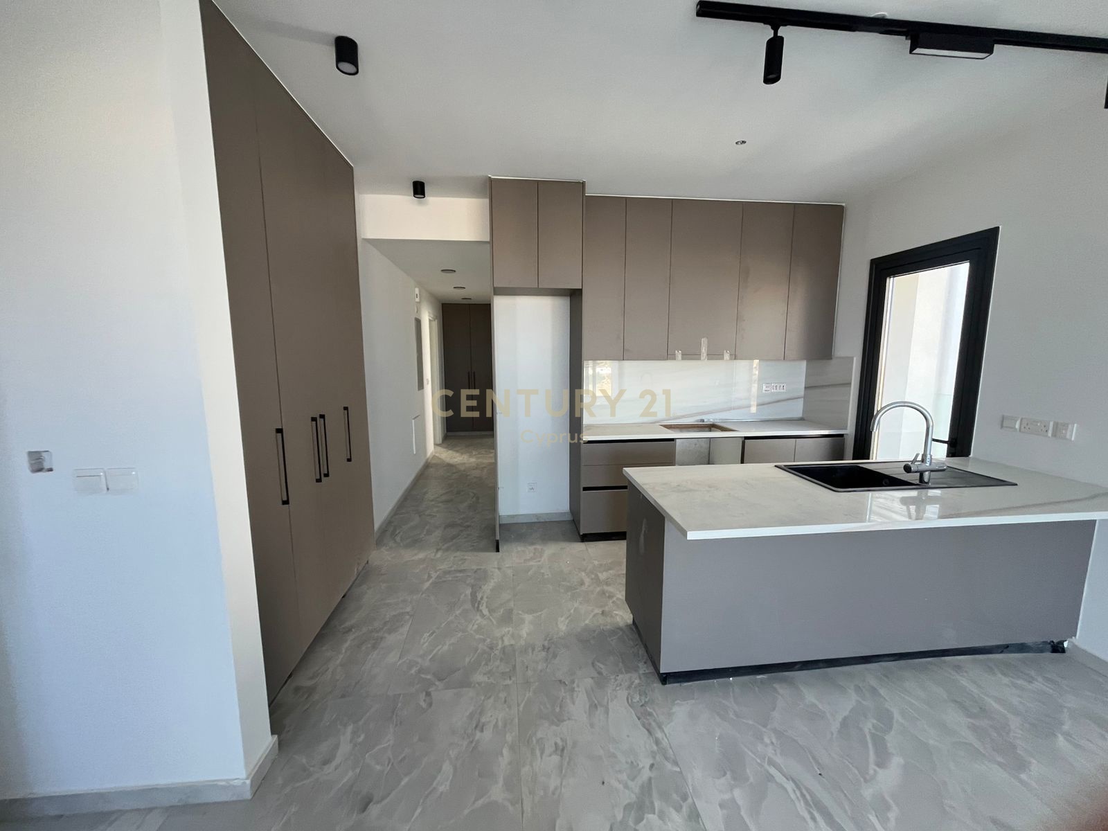 2 bedrooms Apartment in Agios Athanasios, Limassol, Cyprus No. 54286