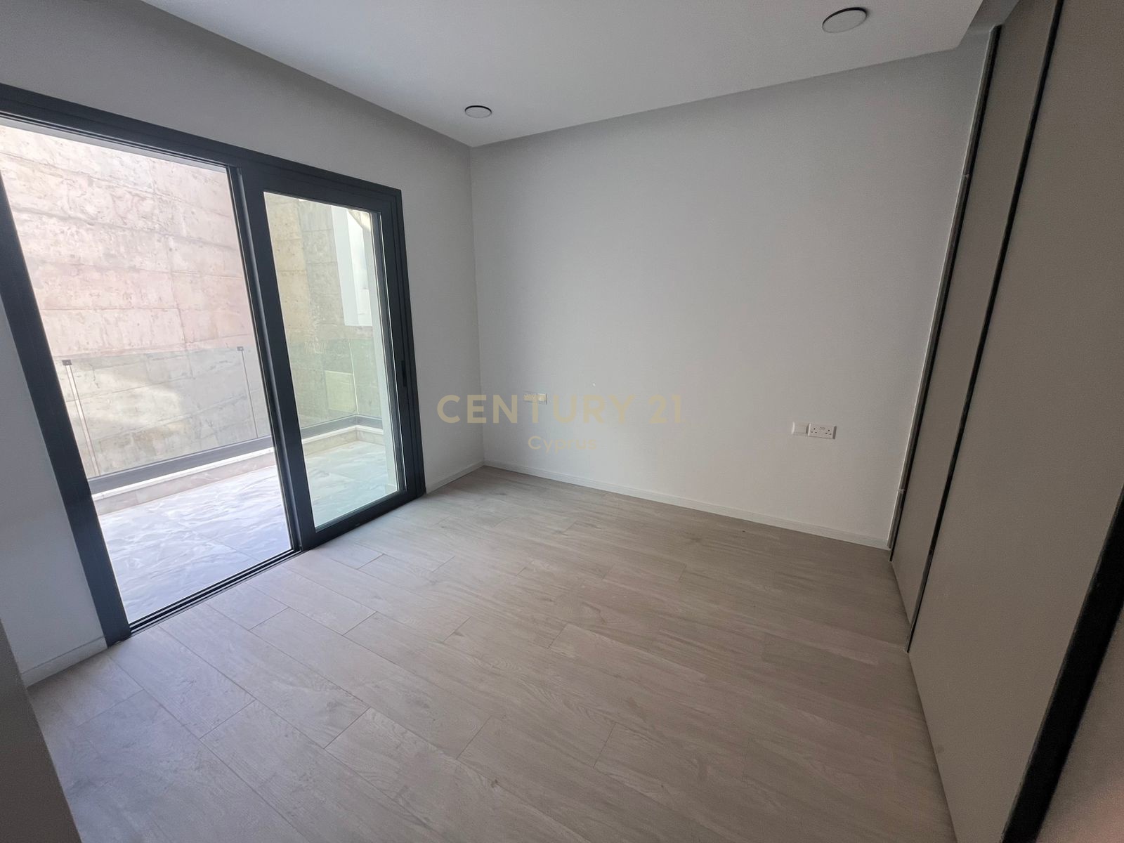 2 bedrooms Apartment in Agios Athanasios, Limassol, Cyprus No. 54286
