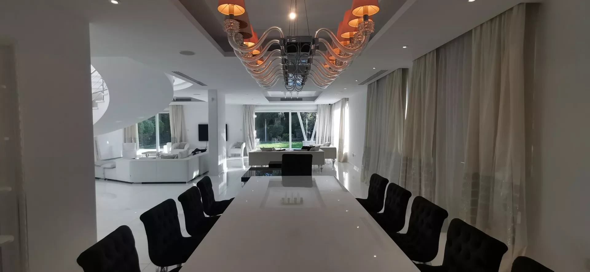 6 bedrooms Villa in Agios Tychonas, Limassol, Cyprus No. 30596