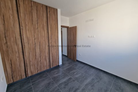 2 bedrooms Apartment in Larnaka, No. 53142 14