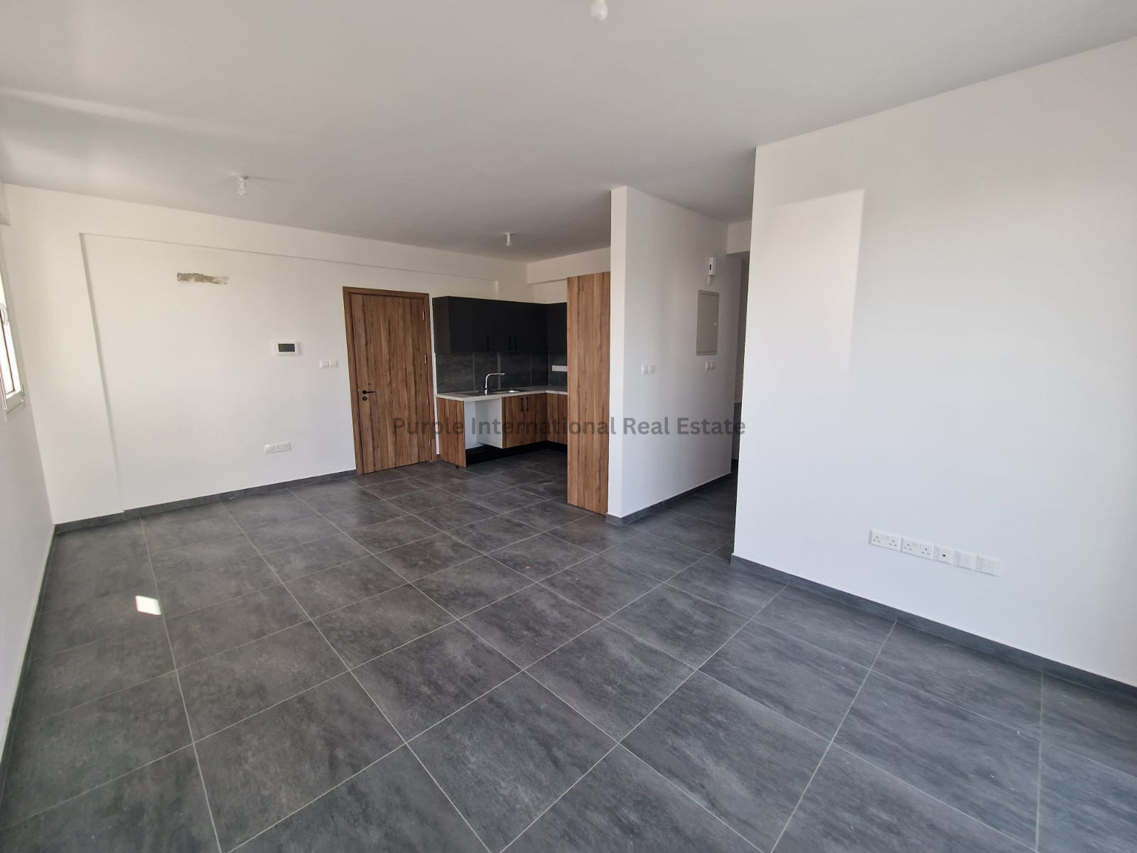 2 bedrooms Apartment in Larnaka, Cyprus No. 53142