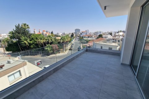 2 bedrooms Apartment in Larnaka, No. 53142 2