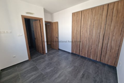 2 bedrooms Apartment in Larnaka, No. 53142 6