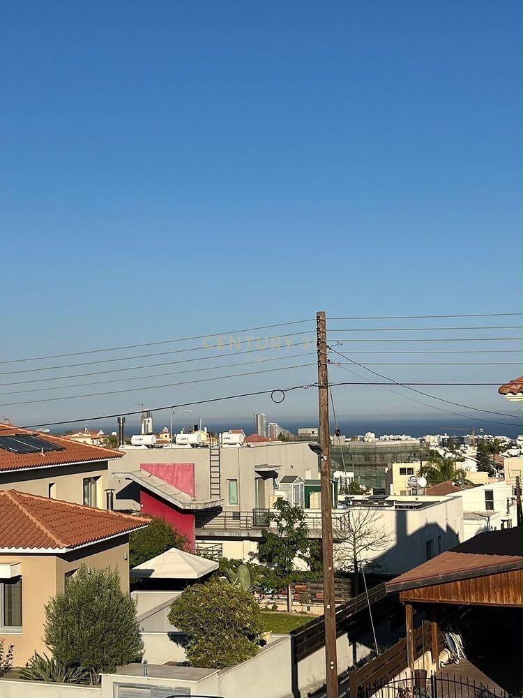 4 chambres Villa à Agios Athanasios, Limassol, Chypre No. 58252
