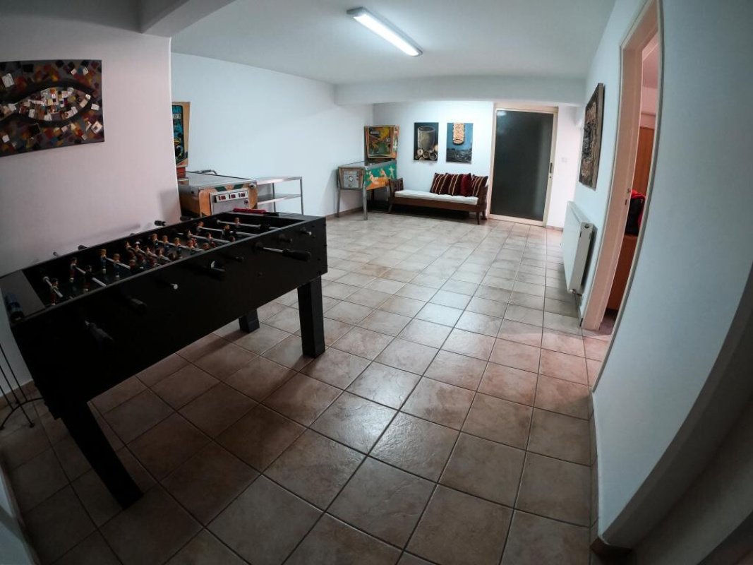 5 bedrooms Villa in Limassol, Cyprus No. 38886