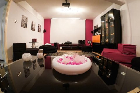 5 bedrooms Villa in Limassol,  No. 38886 10