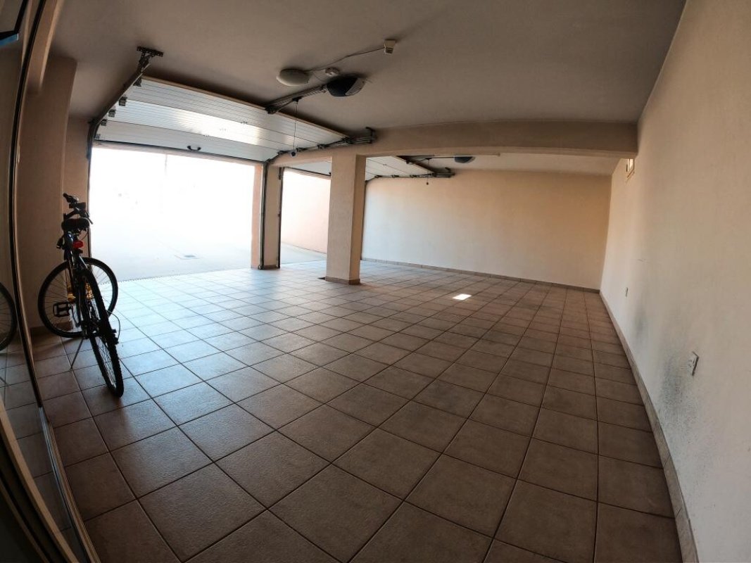 5 bedrooms Villa in Limassol, Cyprus No. 38886